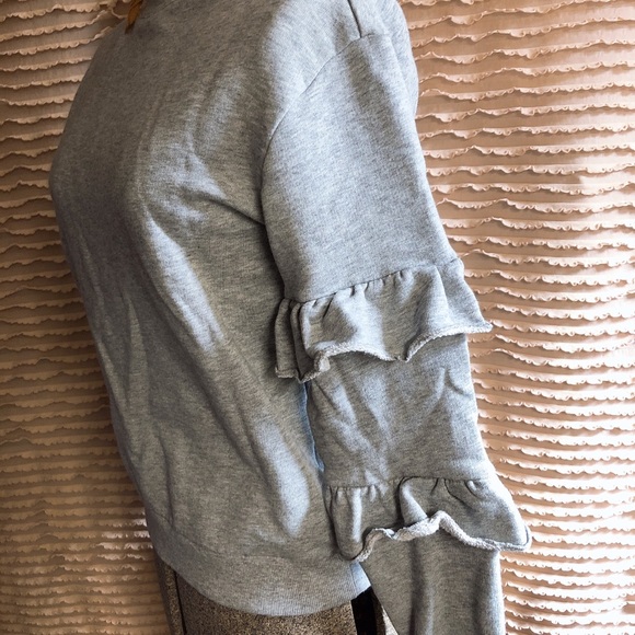 WHO WHAT WEAR Ruffled Sleeves Pull-Over Sweatshirt - Picture 3 of 7